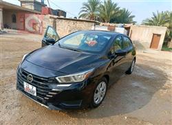 نيسان فيرسا